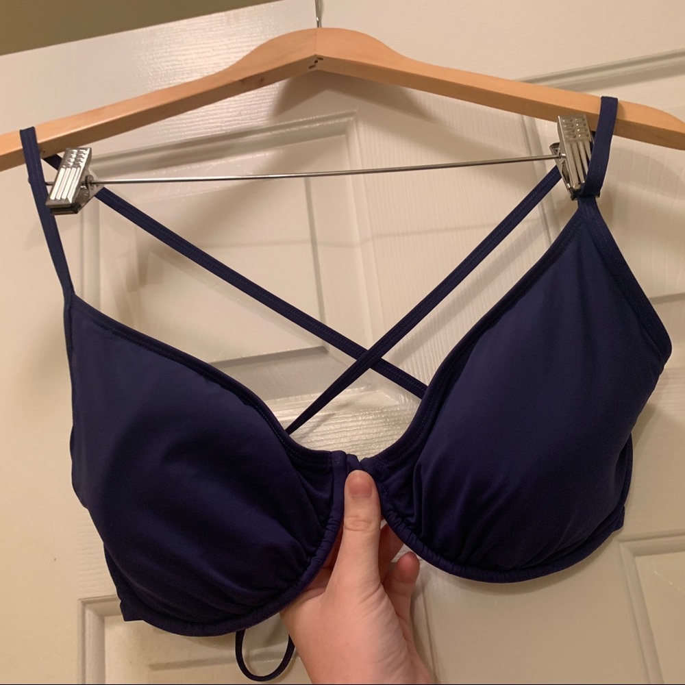 Skye bikini top